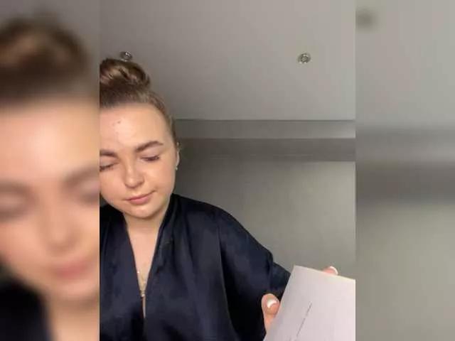 -Alexa-18- on BongaCams 