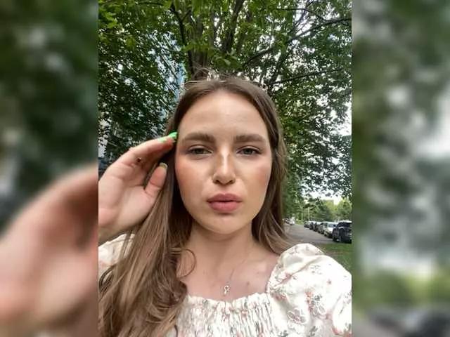 -Alexa-18- on BongaCams 