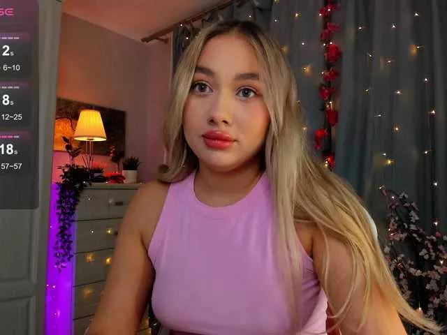 -Lanvin- on BongaCams 