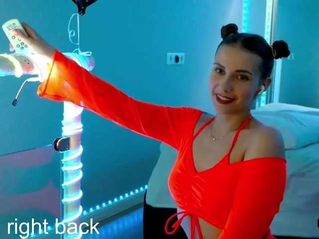 -VikkiL0vesCheese- on BongaCams 