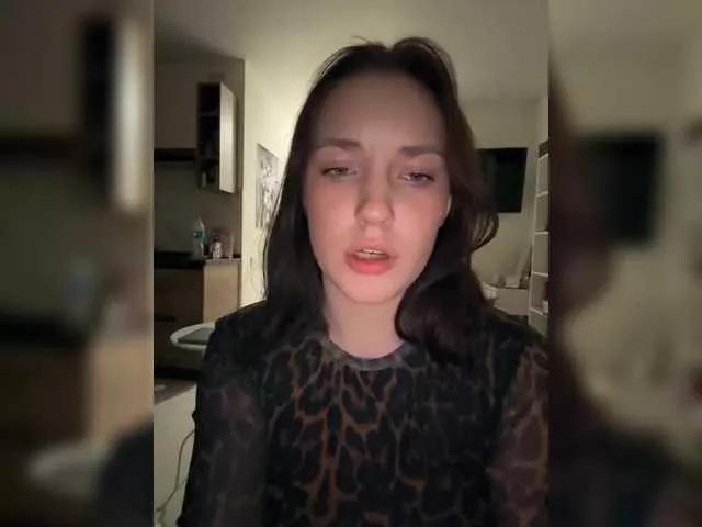 -Your-Michelle- on BongaCams 