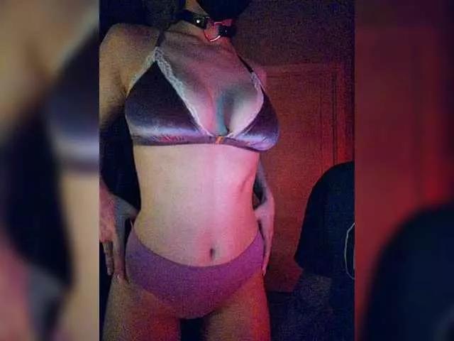 05CherryBlossom50 on BongaCams