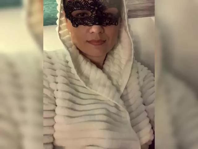 1INNA on BongaCams 