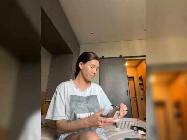 1YourDream11 on BongaCams 