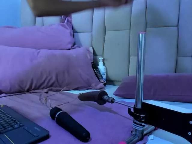 Abbyadams on BongaCams 