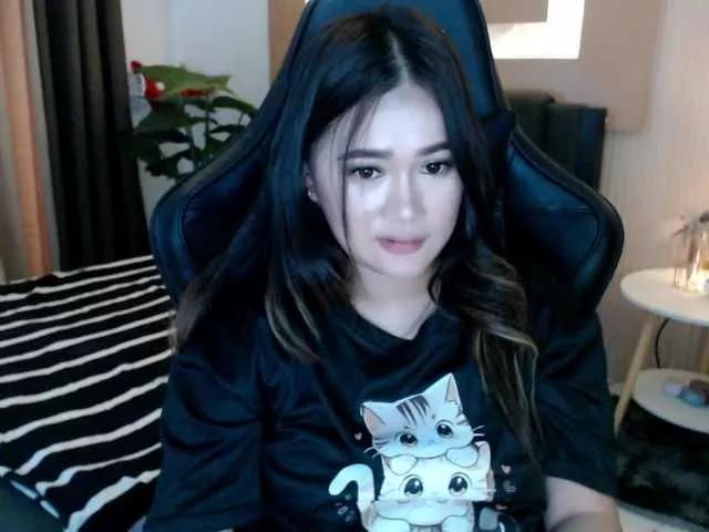 AdriannaFowler on BongaCams