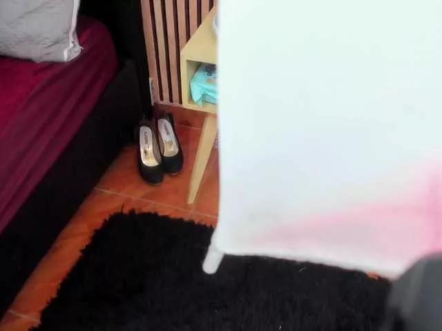 Offline aitana-garcia on BongaCams