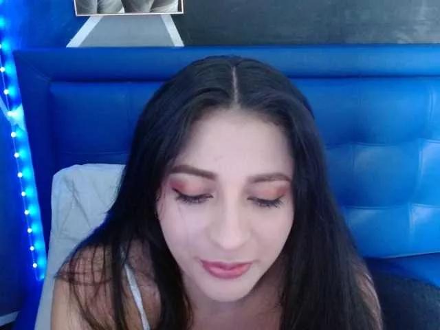 Offline Alanaa-sweety2 on BongaCams