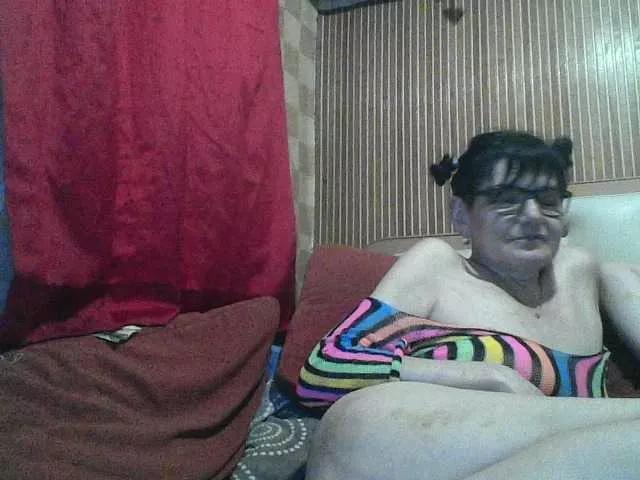 AlanaXDream on BongaCams 