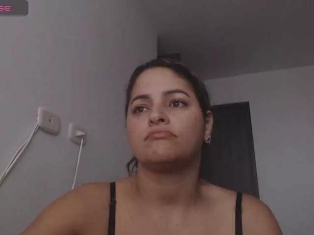 AlannaStephen on BongaCams 
