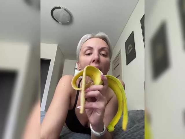 Alenaa on BongaCams 