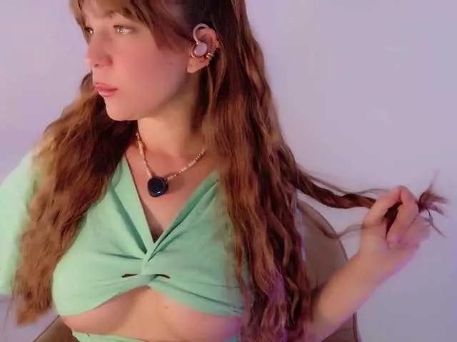 AlessiaAura on BongaCams 