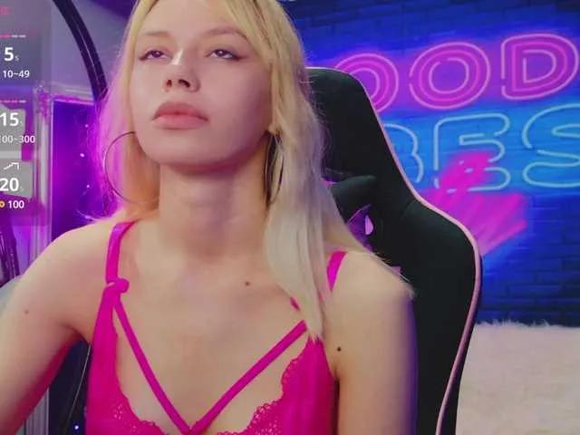 AlessiaCroft on BongaCams 
