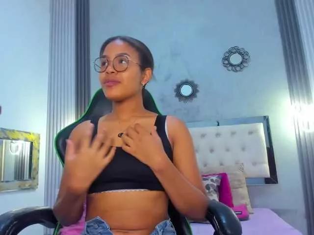 Freechat alexaandherson on BongaCams