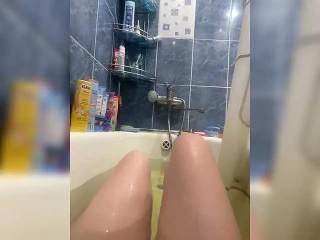 Aliana1620 on BongaCams 