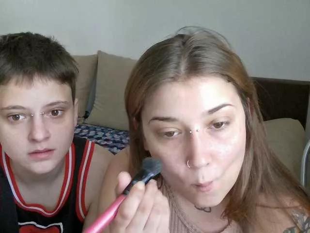 Aliens4twenty on BongaCams 