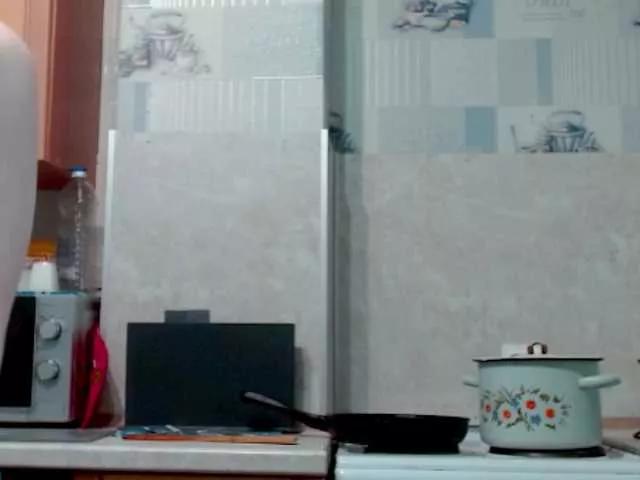 Offline aliiicestone on BongaCams