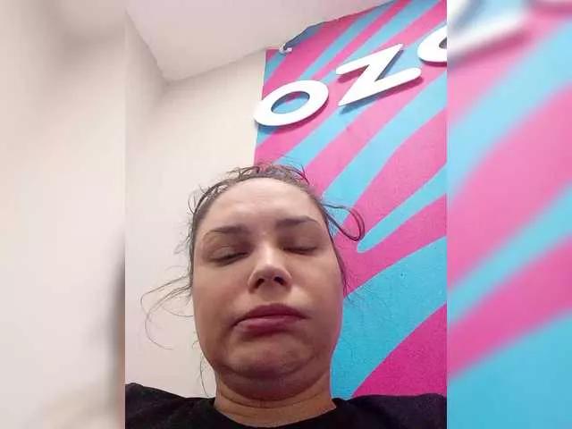 Freechat Alisa-TOP on BongaCams