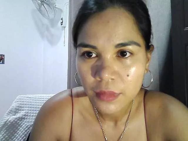 alissache on BongaCams 
