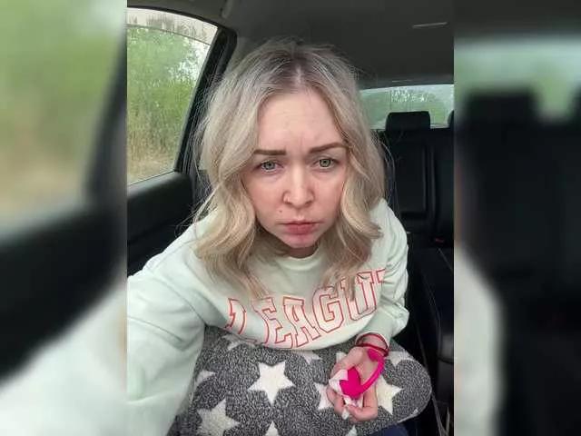 AloveA69 on BongaCams 