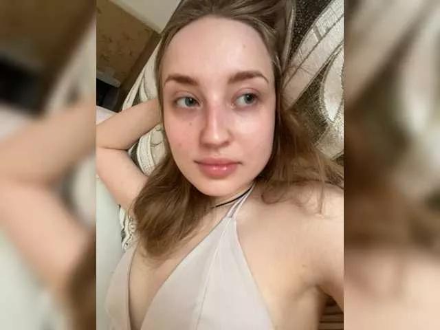 Amaliross on BongaCams 