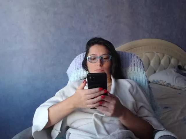 Offline AmandaFresh24 on BongaCams