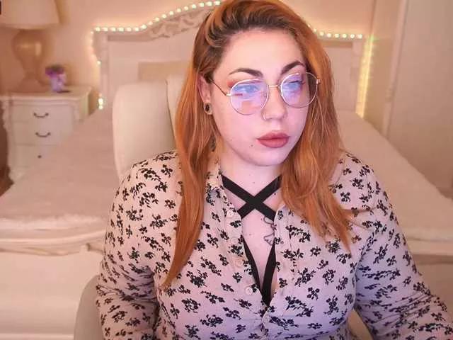 AmazonkaStarrr on BongaCams 