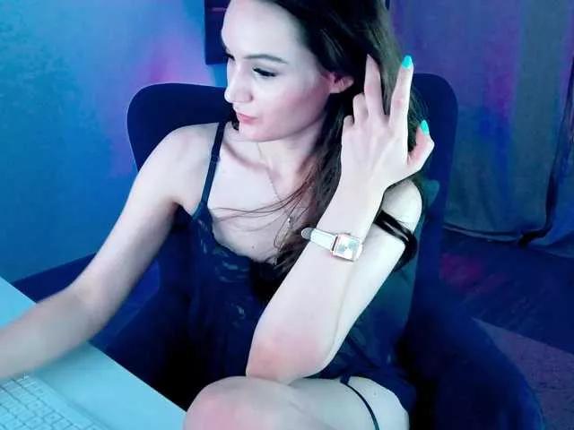 AmbraEnms on BongaCams 