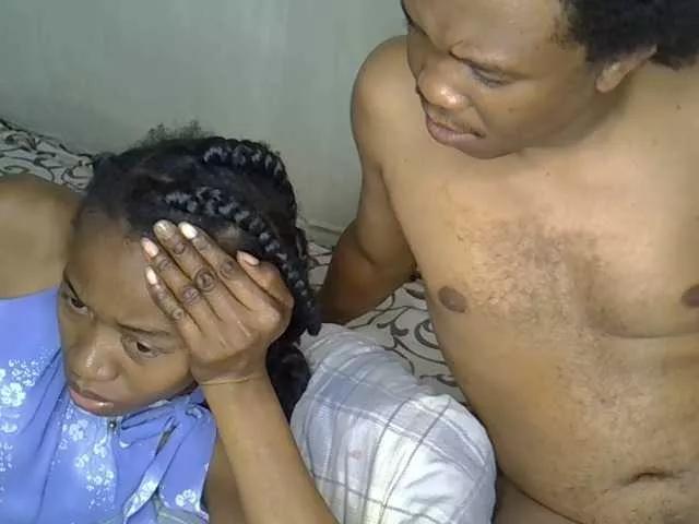 Offline AmelieAndJames0919 on BongaCams