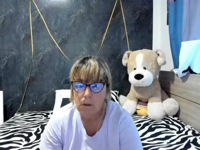 Offline AmmandaDulley on BongaCams