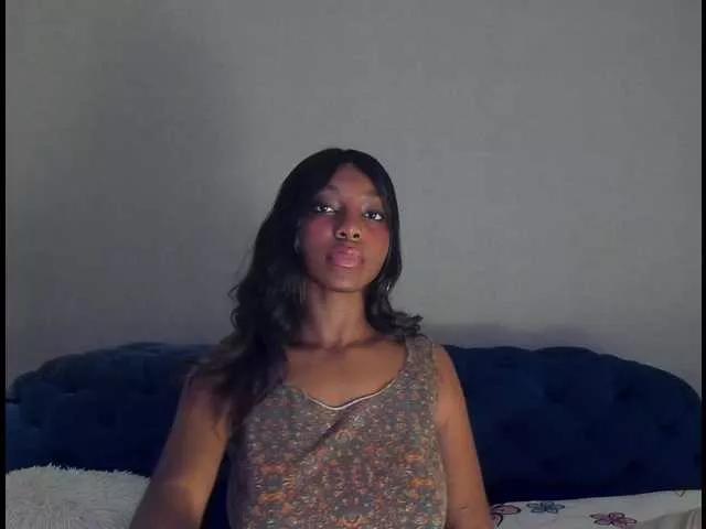 Anaisbeily on BongaCams 