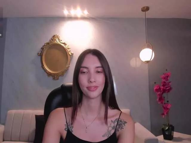 AnaisNin1 on BongaCams 