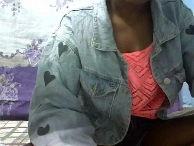 Offline Angelinac on BongaCams