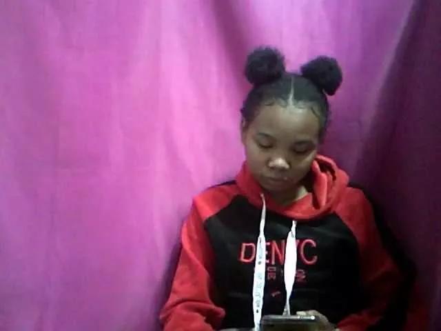 Offline Angelinac on BongaCams