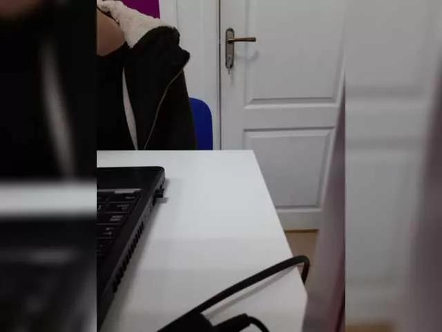 Angelinamik on BongaCams 