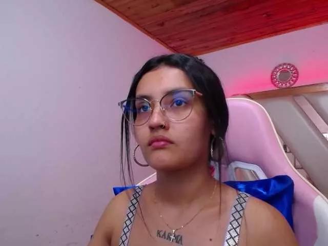 antonellasweetlittle on BongaCams