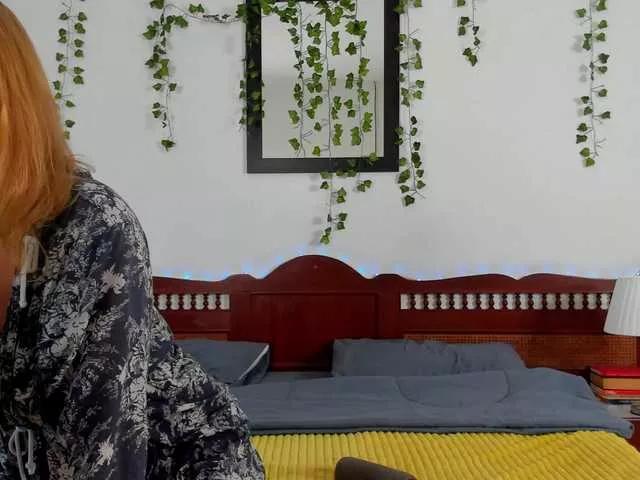 Ariana-Sunset on BongaCams