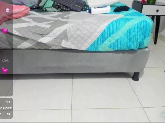 Ariel-star on BongaCams 