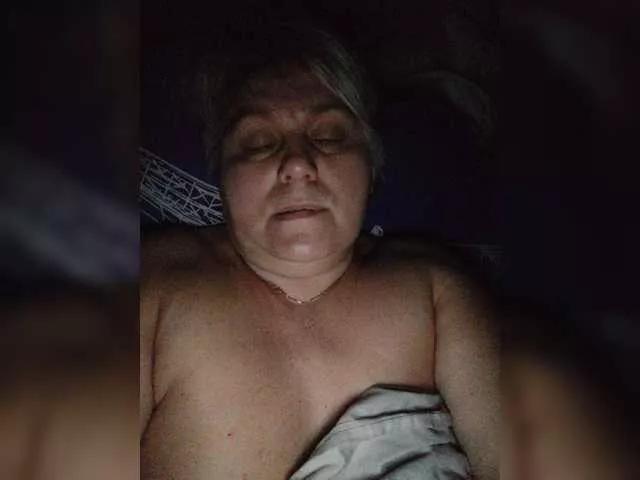 Offline Arlisaac on BongaCams