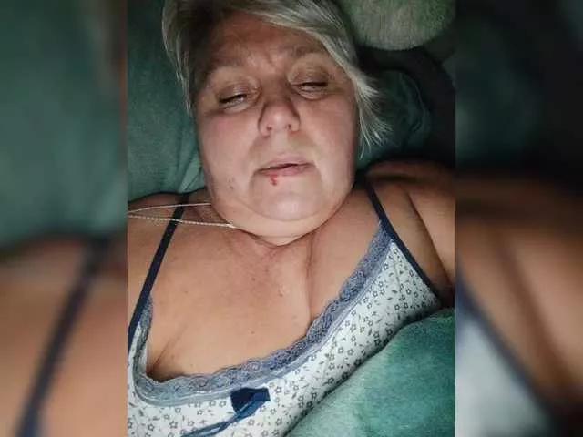 Offline Arlisaac on BongaCams