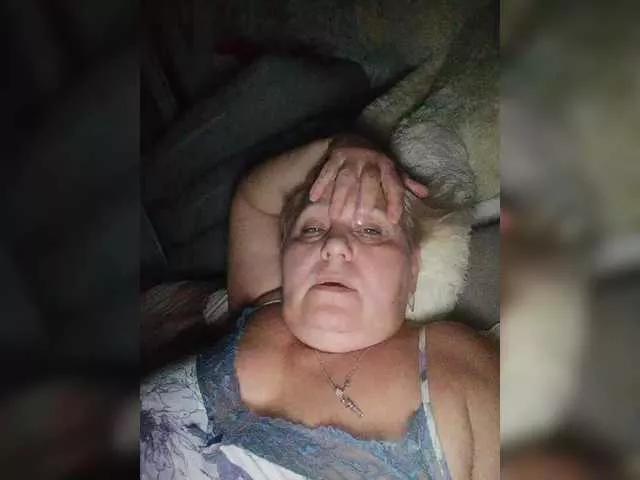 Offline Arlisaac on BongaCams