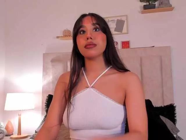 Avaline-blanc on BongaCams 