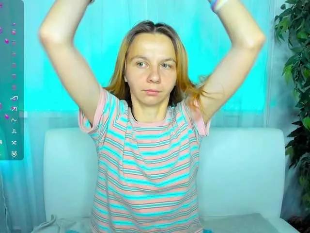 Offline Beellami on BongaCams