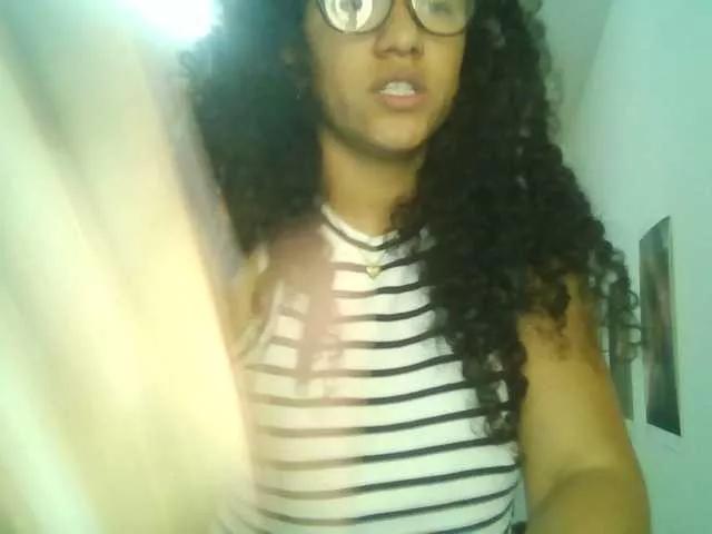 Bellacrespa on BongaCams