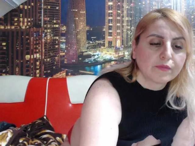 bellamaia on BongaCams 