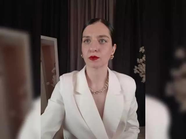 Offline BellaTasty on BongaCams