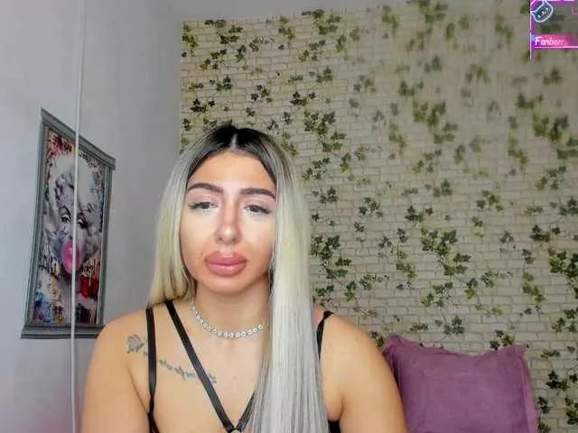 Freechat BelleHale on BongaCams