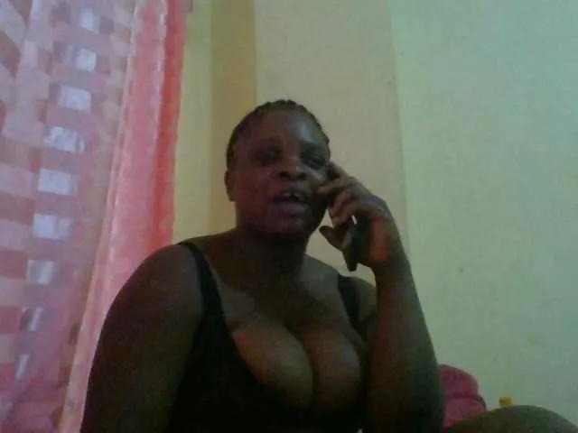 bigboobies2 on BongaCams 