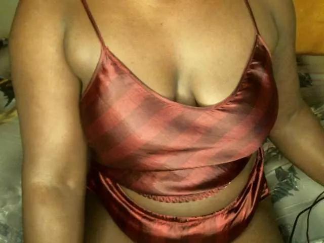 BLACKQUEEN344 on BongaCams 