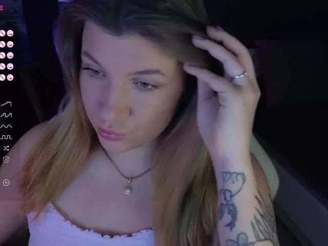 BloomBambi on BongaCams 